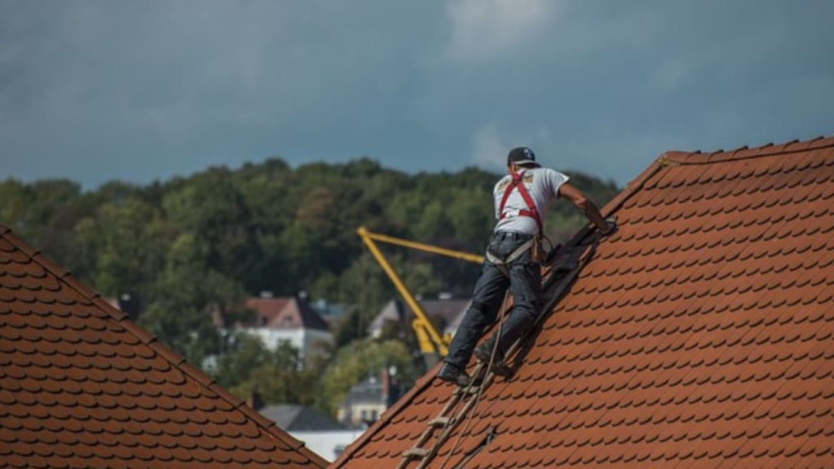 Ensuring Your Roof's Longevity: Essential Maintenance Tips